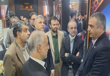 استقبال از حضورگروه شرکت های چادرملو در نمایشگاه کانماین

