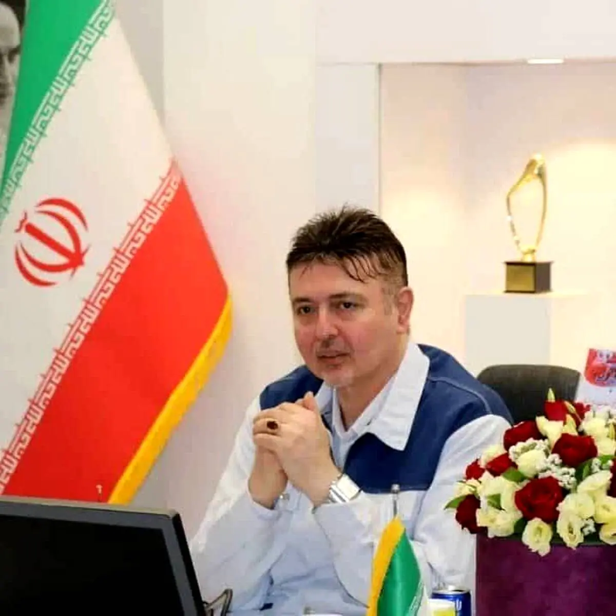بسم الله الرحمن الرحیم