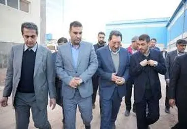 بازدید وزیر صمت و رئیس هیات عامل ایمیدرو از کارخانه نوین الکترود اردکان

