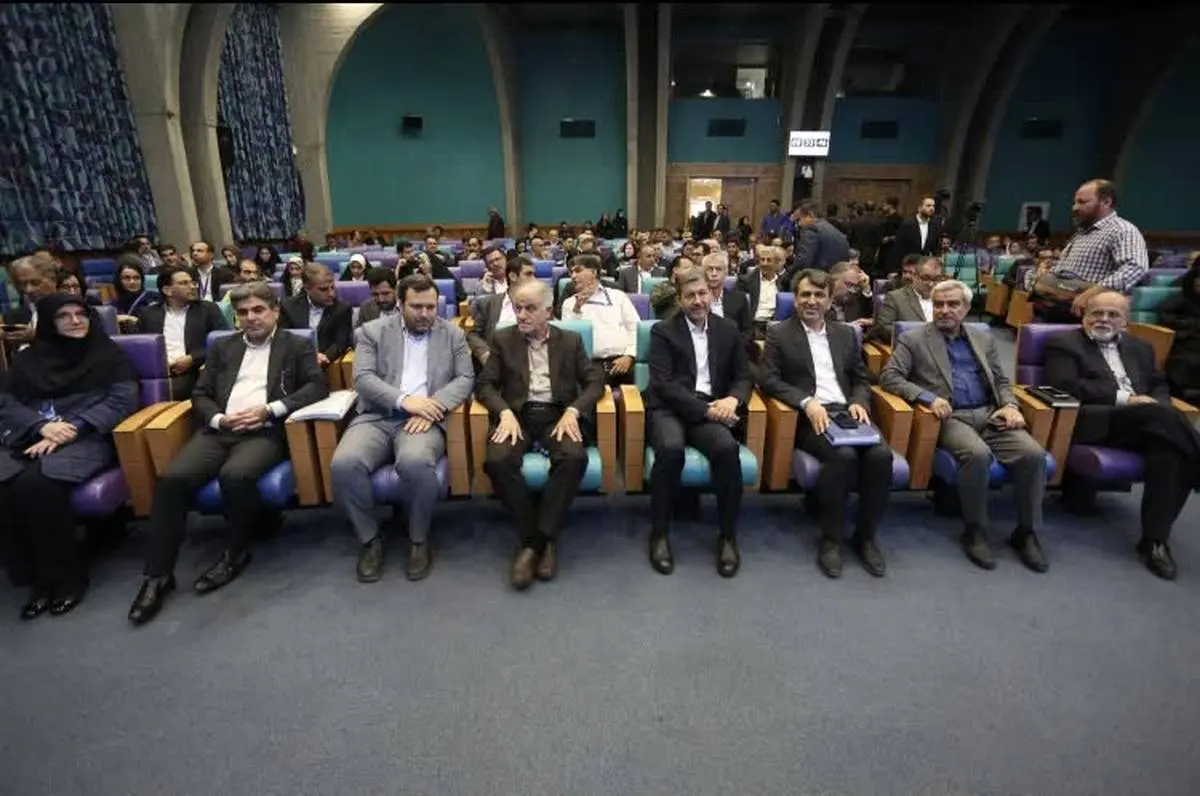 معاون بانک مرکزی :تلاش بانک مرکزی برای بهبود فضای سرمایه گذاری خارجی در ایران