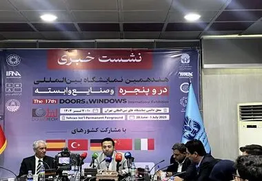 دبیر انجمن تولیدکنندگان درب و پنجره عنوان کرد
صنعت در و پنجره ایران در مسیر استانداردسازی و رقابت جهانی /صنعت در و پنجره زیر ذره‌بین استانداردسازی و صادرات هدفمند