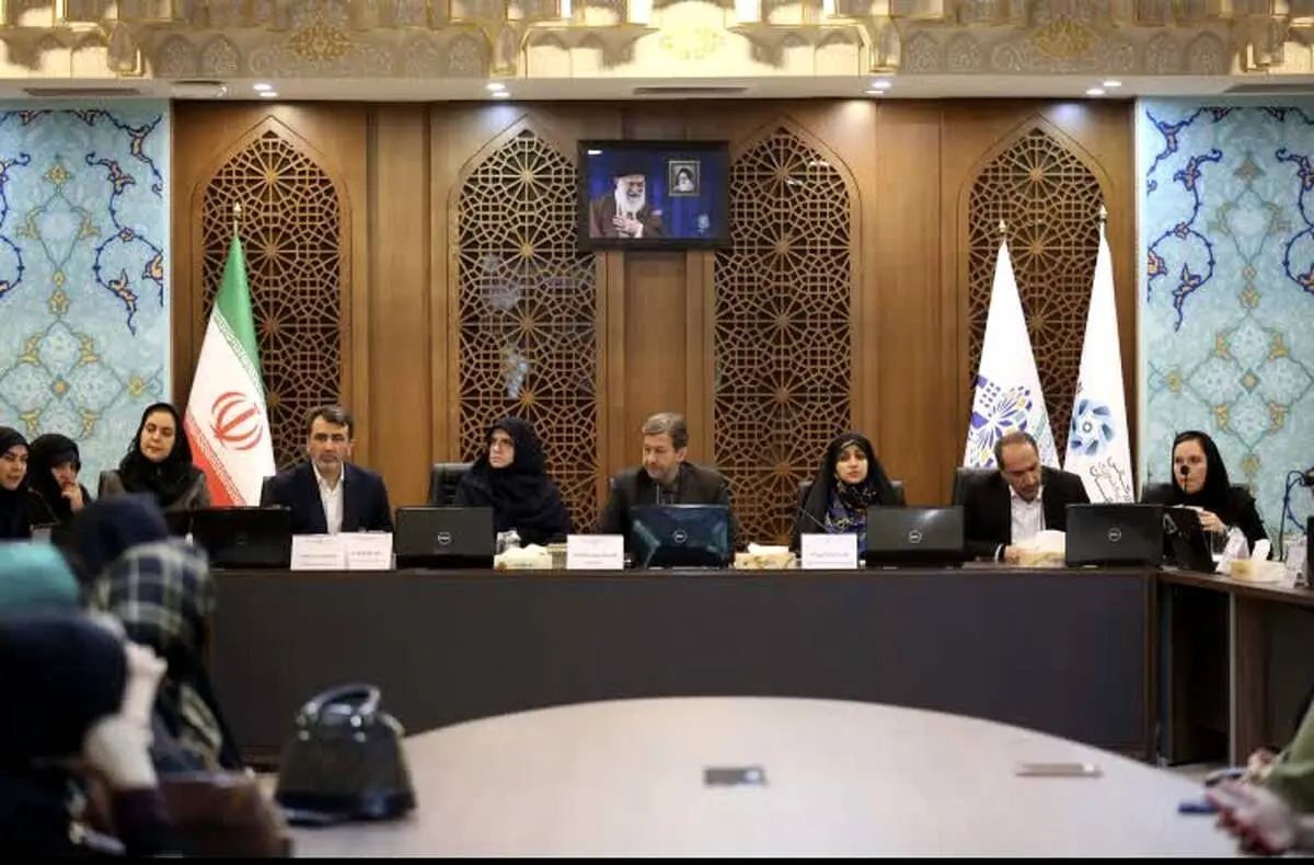 نشست معاون رئیس‌جمهور در امور زنان و خانواده با بانوان کارآفرین در اتاق بازرگانی اصفهان برگزار شد
فصل تازه‌ نقش‌آفرینی زنان در اقتصاد ایران