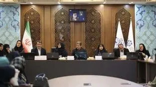 نشست معاون رئیس‌جمهور در امور زنان و خانواده با بانوان کارآفرین در اتاق بازرگانی اصفهان برگزار شد
فصل تازه‌ نقش‌آفرینی زنان در اقتصاد ایران