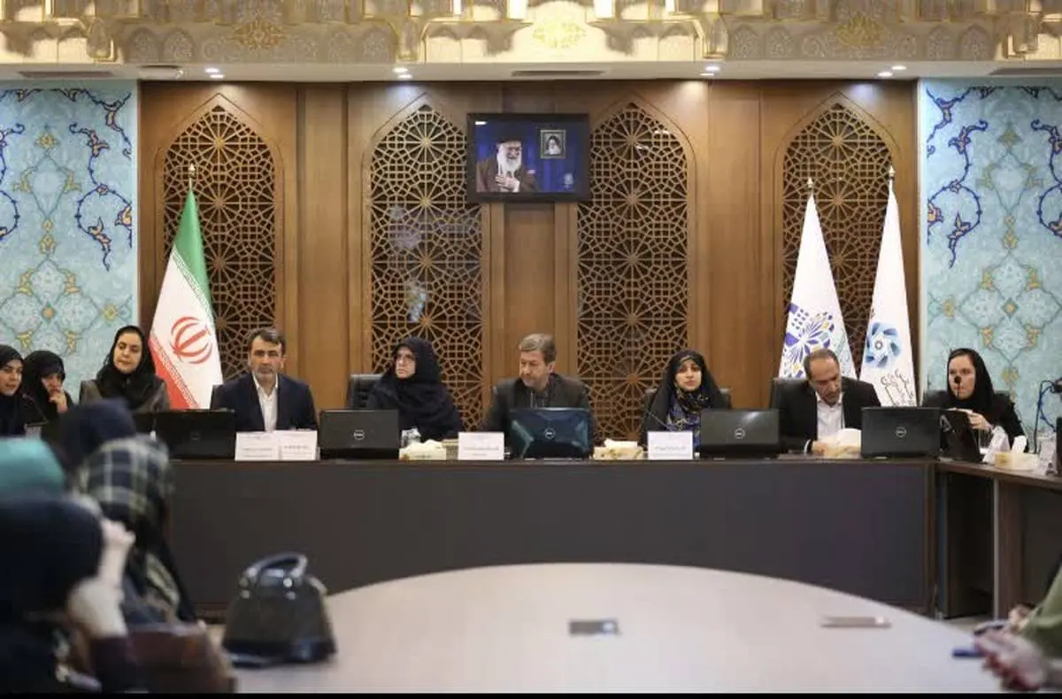 نشست معاون رئیسجمهور در امور زنان و خانواده با بانوان کارآفرین در اتاق بازرگانی اصفهان برگزار شد
فصل تازه نقشآفرینی زنان در اقتصاد ایران