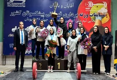 اعزام تیم پیشکسوتان بانوان وزنه‌برداری استان خراسان رضوی به مسابقات قهرمانی کشور

