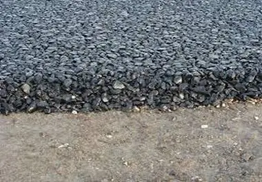 حیف و میل آسفالت در کف خیابان‌ها

