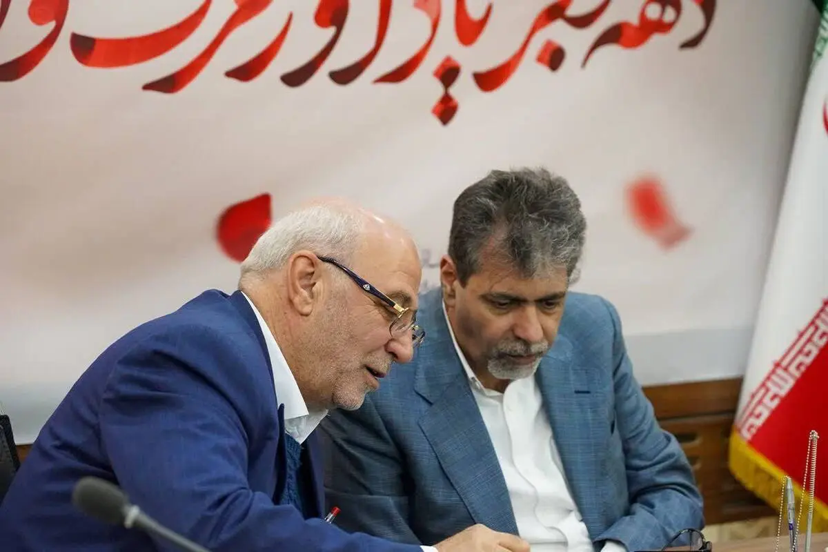 دکتر زرندی از مدیران خیلی خوب و جوان حوزه تولید و صنعت کشور محسوب می‌شود