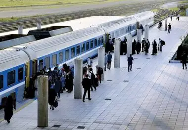 اعلام آخرین وضعیت قطارهای مشهد/ مسافران برای اطلاع دقیق با ۵١۴٩-٠٢١ تماس بگیرند