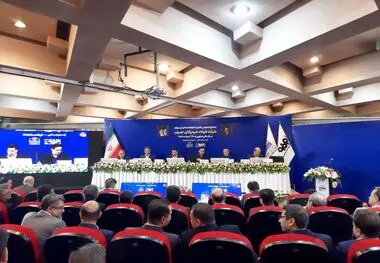 مجمع عمومی عادی سالیانه شرکت فولاد هرمزگان با حضور 95 درصدی سهامداران آغاز شد.