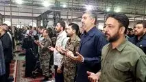 به مناسبت آغاز هفته بسیج انجام شد؛حضور پر شور بسیجیان گروه فولاد خوزستان در نماز جمعه اهواز