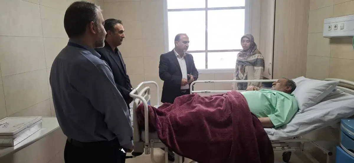 پیگیری وضعیت درمان جانبازان بستری در زنجان با حضور مسئولان بیمه دی و بنیاد شهید
