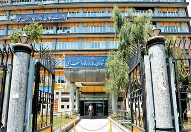 کارمندان ادارات کل اجرایی وزارت کار اجازه دریافت حق مشاوره ندارند