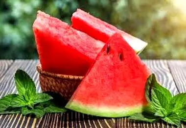 میوه آبداری که سنگ کلیه را پودر می‌کند
