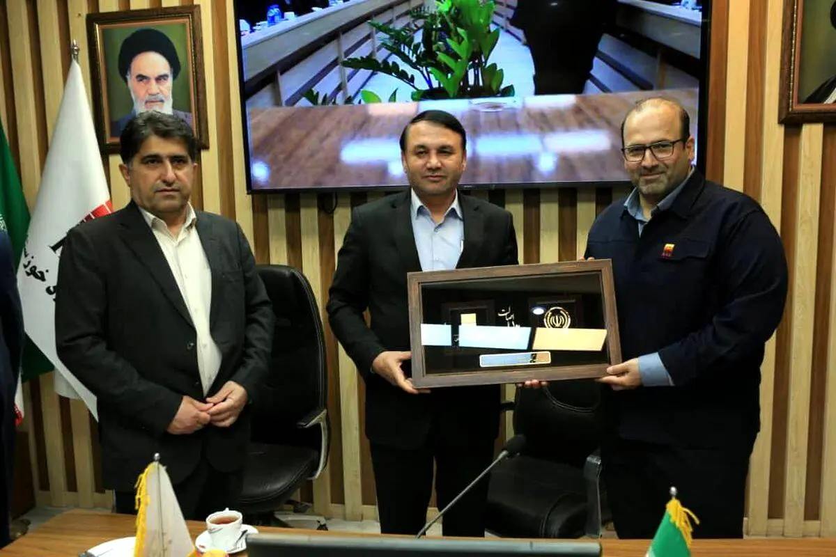 تقدیر مدیرعامل بانک سپه کشور از مدیرعامل شرکت فولاد خوزستان