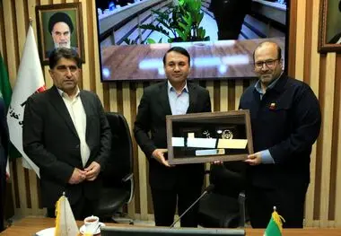 تقدیر مدیرعامل بانک سپه کشور از مدیرعامل شرکت فولاد خوزستان