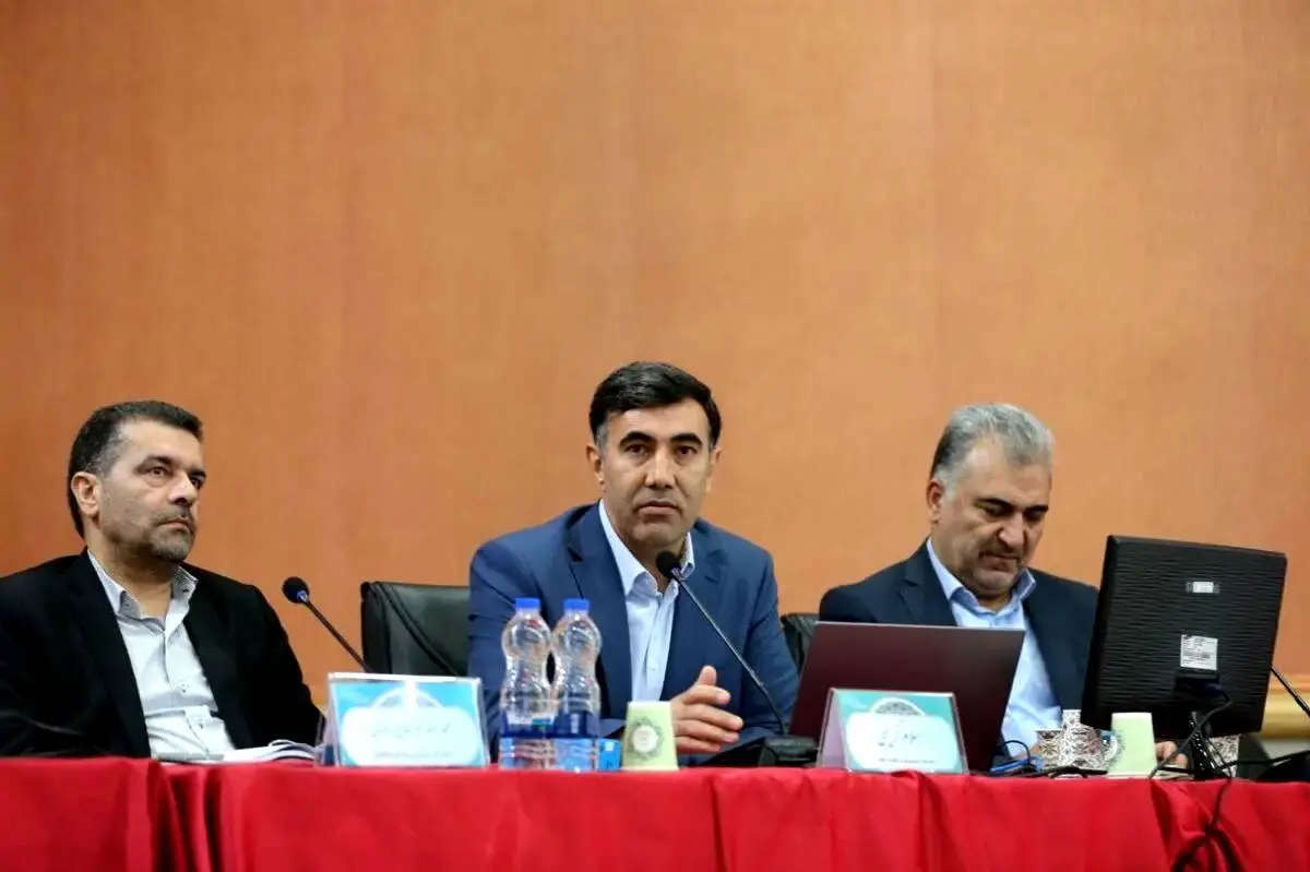 پیش‌بینی اعطای ۴۰۰۰ میلیارد تومان تسهیلات قرض‌الحسنه به جامعه ایثارگری در سال ۱۴۰۲