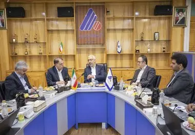 رییس سازمان بورس تاکید کرد: اهمیت فولاد آلیاژی ایران برای بورس و بازار سرمایه