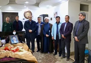 مدیرعامل فولاد خوزستان با خانواده معظم شهدا دیدار کرد