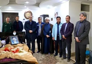 مدیرعامل فولاد خوزستان با خانواده معظم شهدا دیدار کرد
