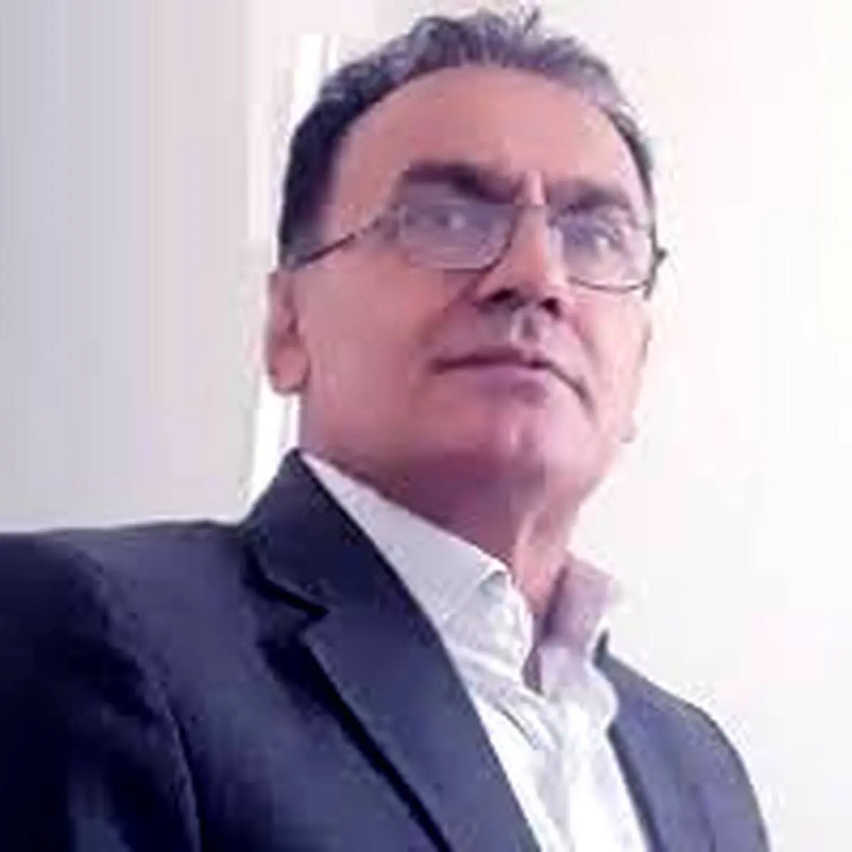 کاهش سهم  هزینه  غذایی خانوارهای شهری در مقایسه  با  دوره  زمانی 50  الی 69 در سبد هزینه خانوارها ایرانی