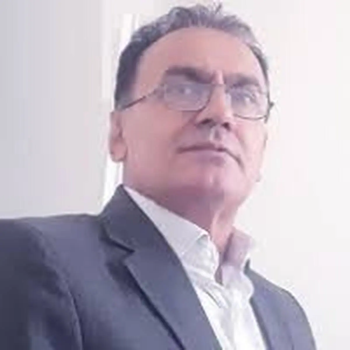 کاهش سهم  هزینه  غذایی خانوارهای شهری در مقایسه  با  دوره  زمانی 50  الی 69 در سبد هزینه خانوارها ایرانی