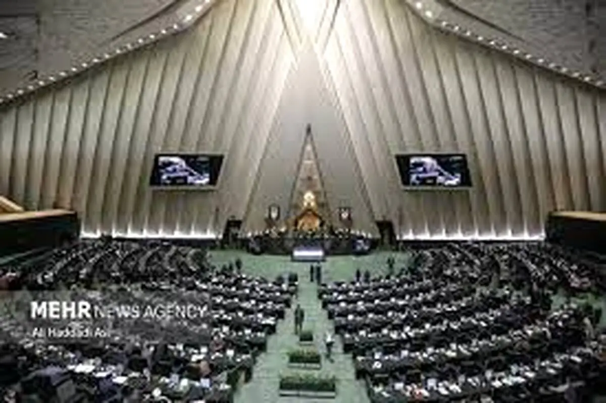 دولت مکلف به برقی‌سازی اتوبوس‌های شهری و تاکسی‌ها شد