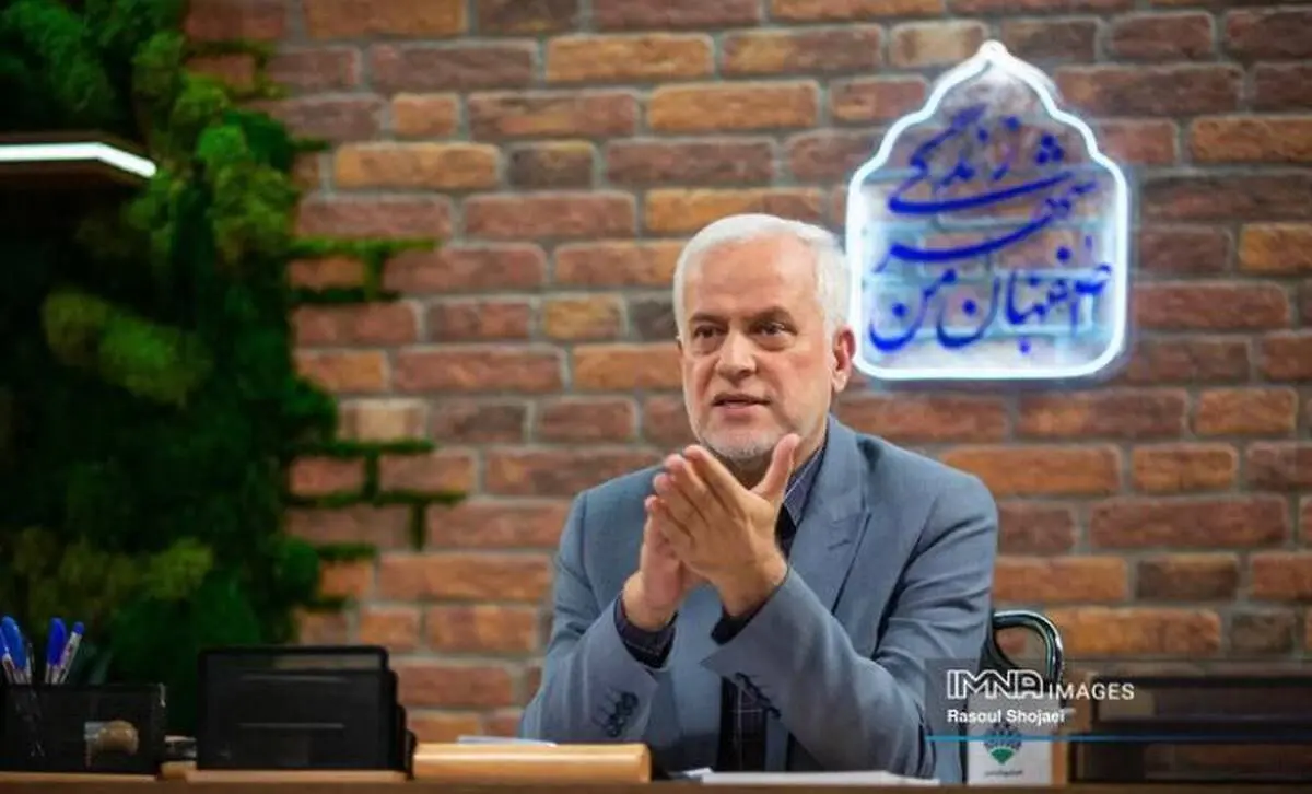بهره‌برداری از فاز نخست خط ۲ قطار شهری اصفهان تا ۱۴۰۳ ، مشکل ترافیک باید ریشه‌ای رفع شود