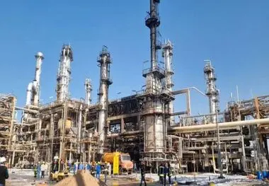 مهار آتش سوزی در واحد تقطیر 3 پالایشگاه اصفهان ، خسارت جانی نداشتیم