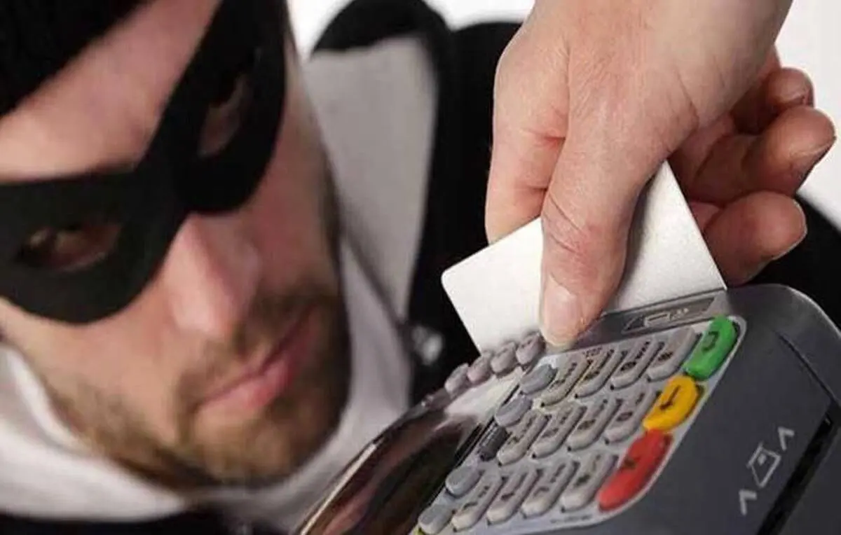 کلاهبرداری اسکیمری با ترفند فروش شال و روسری