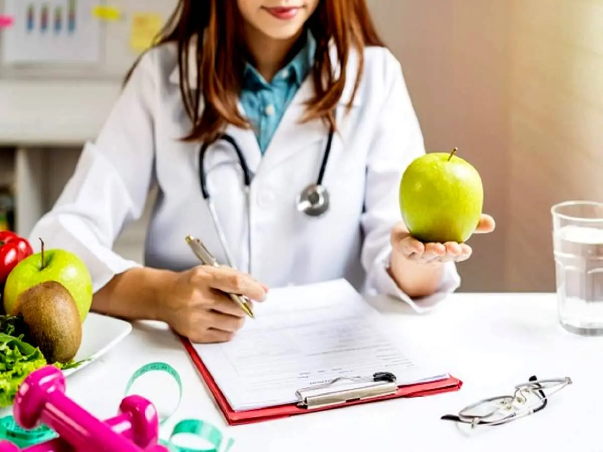 بیش از 1200 کارشناس تغذیه  در نظام خدمات بهداشتی اولیه وجود دارد