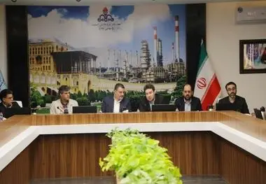 طرح های گوگرد زدایی از گازوییل و مازوت توسط وزارت نفت با سرعت پیگیری شود ، تولید گازوییل سبز در پالایشگاه اصفهان خبر مسرت بخشی است