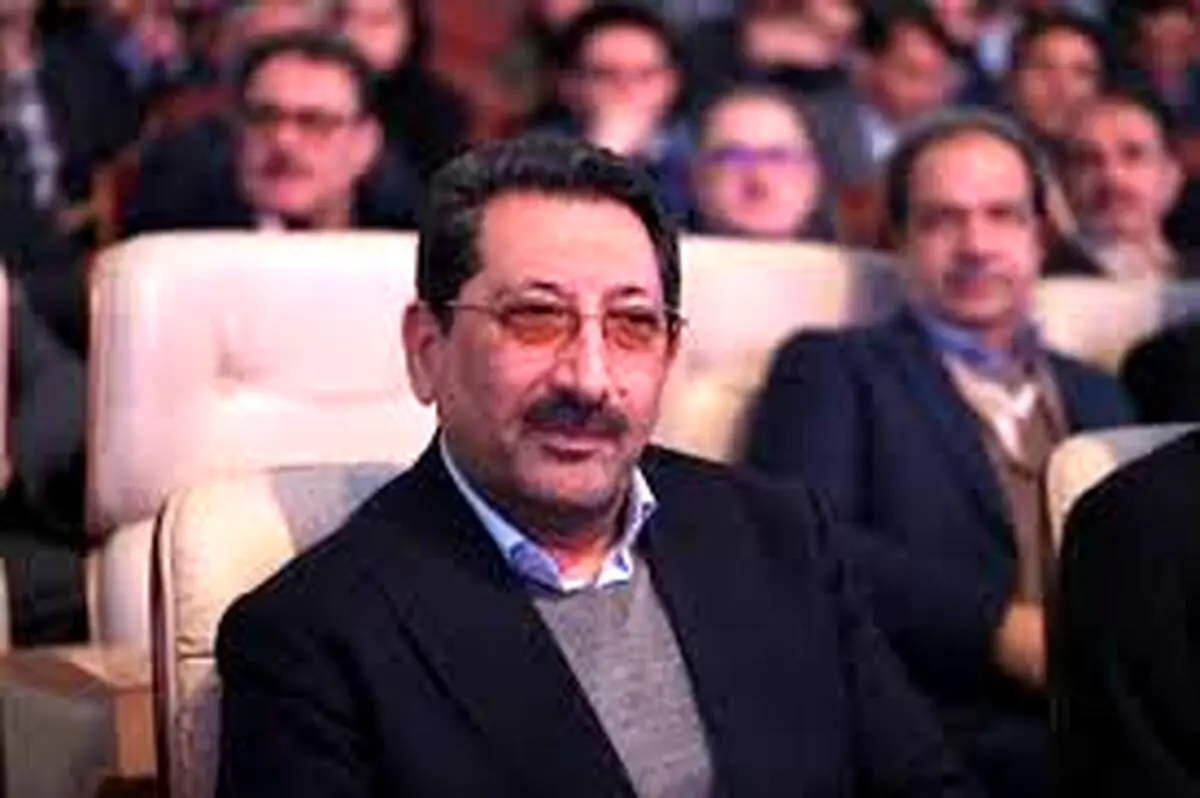 اقدام مهم وزیر صمت قبل از سفر به سیستان؛ حضور در جمع فولادی‌ها و هماهنگی جلسه فولادسازان با رئیس جمهور/ تأکید اتابک بر حمایت رئیس جمهور از تامین انرژی صنایع
