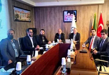 تلاش مشترک منطقه آزاد ماکو و ترکیه برای گسترش همکاری/از حل مشکل مرز بازرگان و گوربلاغ تا اجلاس اکو
