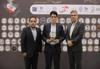 مدیرعامل هلدینگ پتروپالایش اصفهان چهره نامی سال صنعت معدن و اقتصاد کشور شد