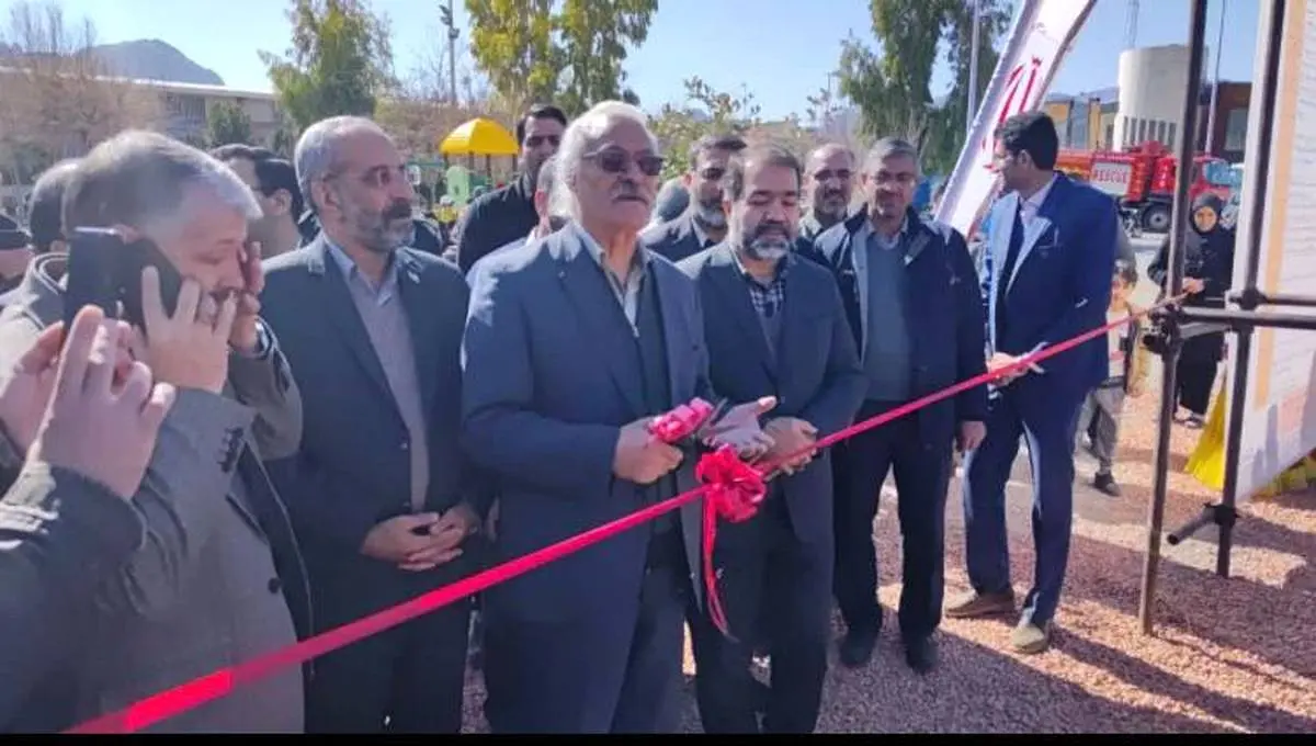 آیین افتتاح پروژه‌های شهرداری بهارستان استان اصفهان