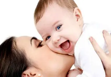 10 نکته ای که وقتی تازه مادر می شوید به شما نمی گویند