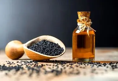خواص بی‌نظیر سیاهدانه برای سلامت و تقویت موها