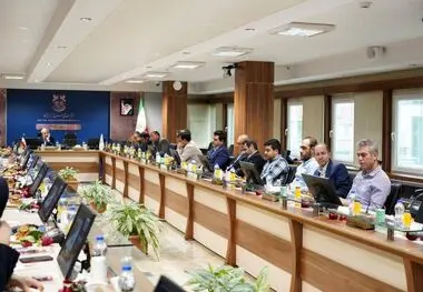 تجلیل دکتر رستمی از کارگران صنعت مس