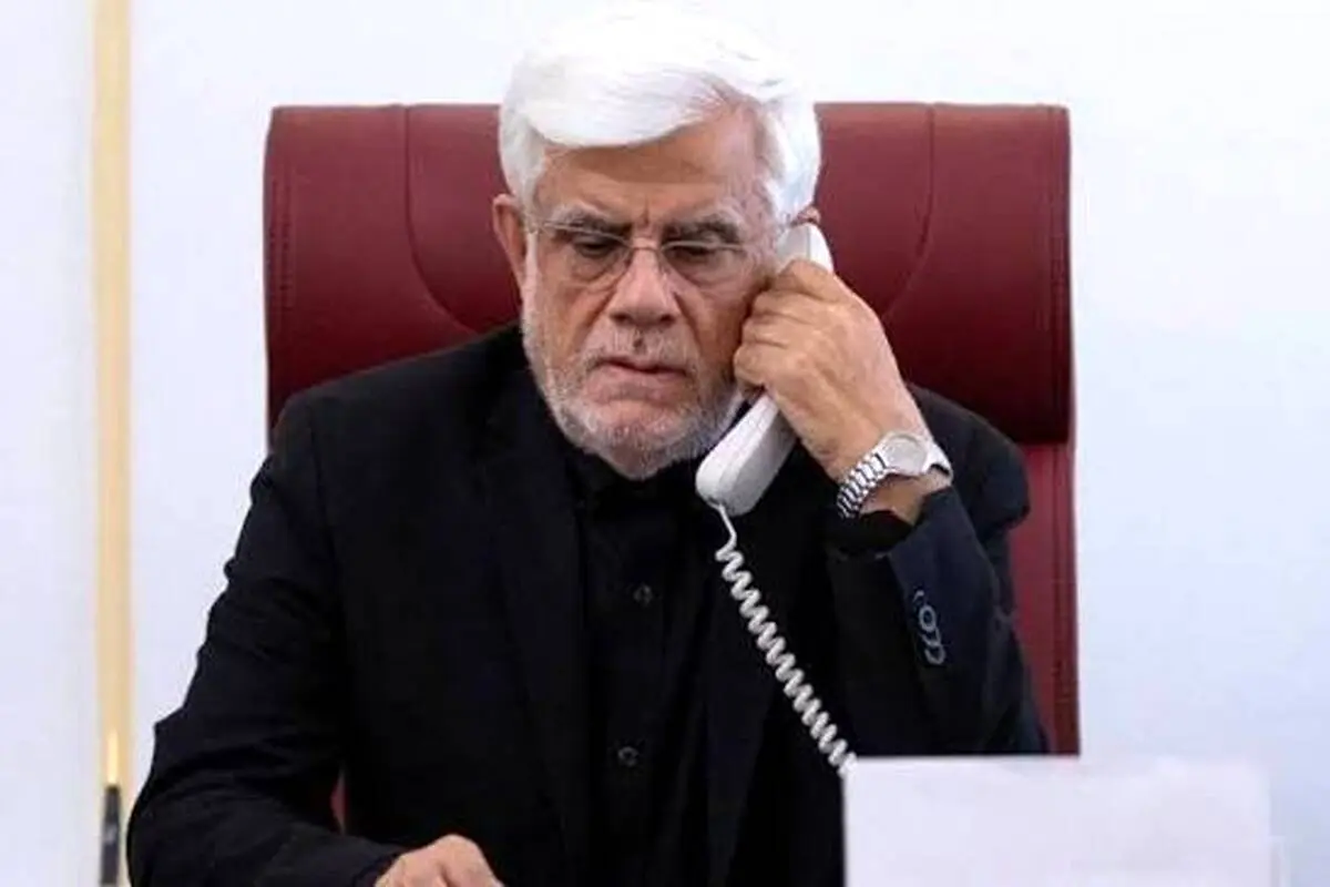 در پی حادثه سقوط بالگرد هلال‌احمر در لرستان صورت گرفت؛
تماس های تلفنی جداگانه معاون اول رئیس‌جمهور با استاندار لرستان، رئیس جمعیت هلال احمر و رئیس ستاد مدیریت بحران کشور/تاکید بر بسیج کلیه امکانات برای درمان مصدومین