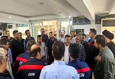 کارگران اکسین خالق حماسه‌های بی نظیر هستند/جمعه پای صندوق‌های رای حضور حداکثری خواهیم داشت