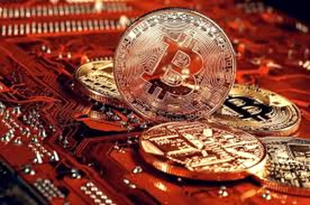 سقوط بیت‌کوین ادامه دارد؟