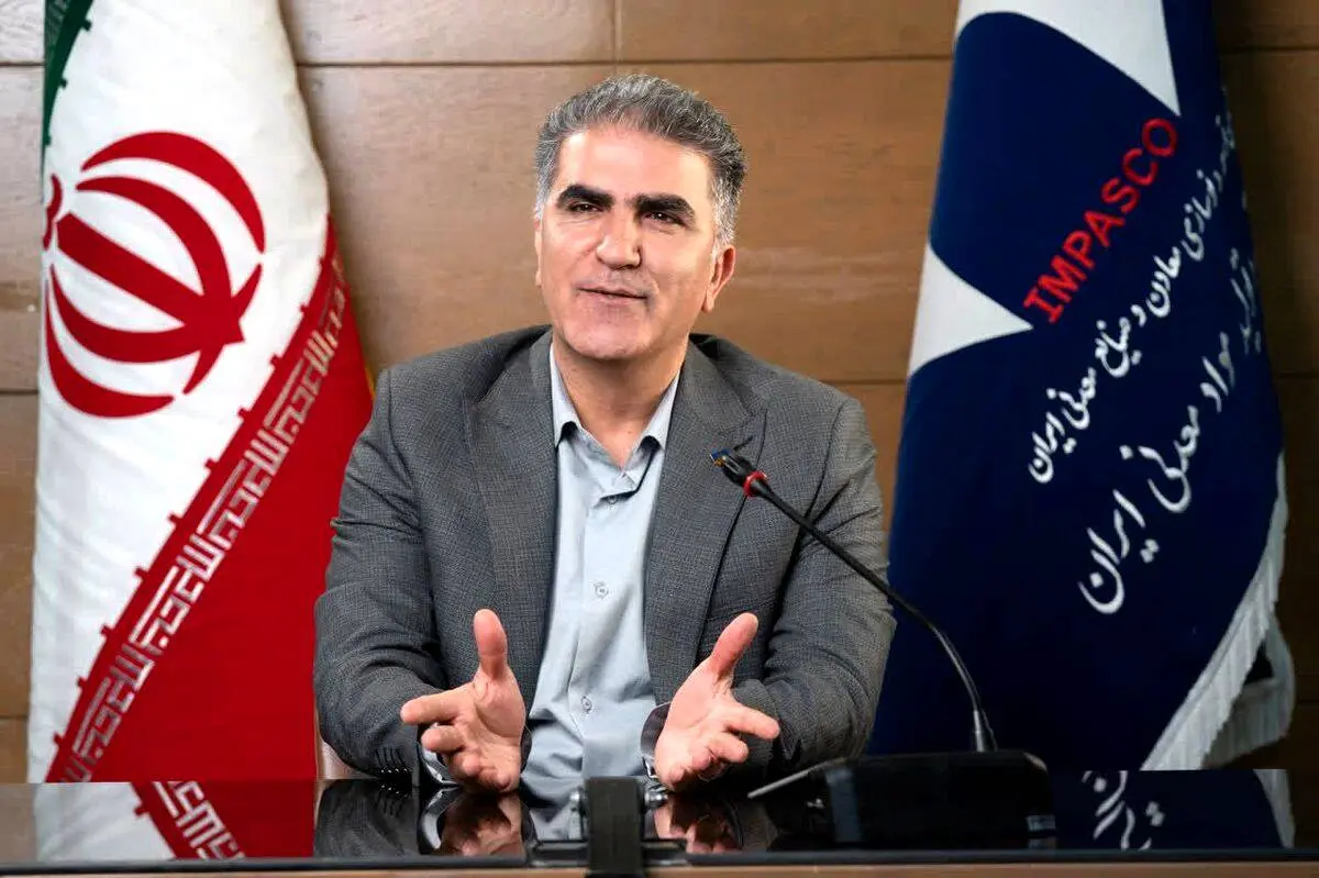 معدن بدون رسانه یعنی توسعه بدون اعتماد/ روابط عمومی انتقال دهنده تفکر و اعتماد است

