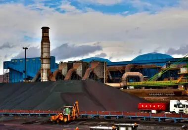 با وجود محدودیت های انرژی در تابستان سال جاری؛جابجایی رکوردهای تولید و فروش در فولاد سنگان مشق جهاد تولیدست