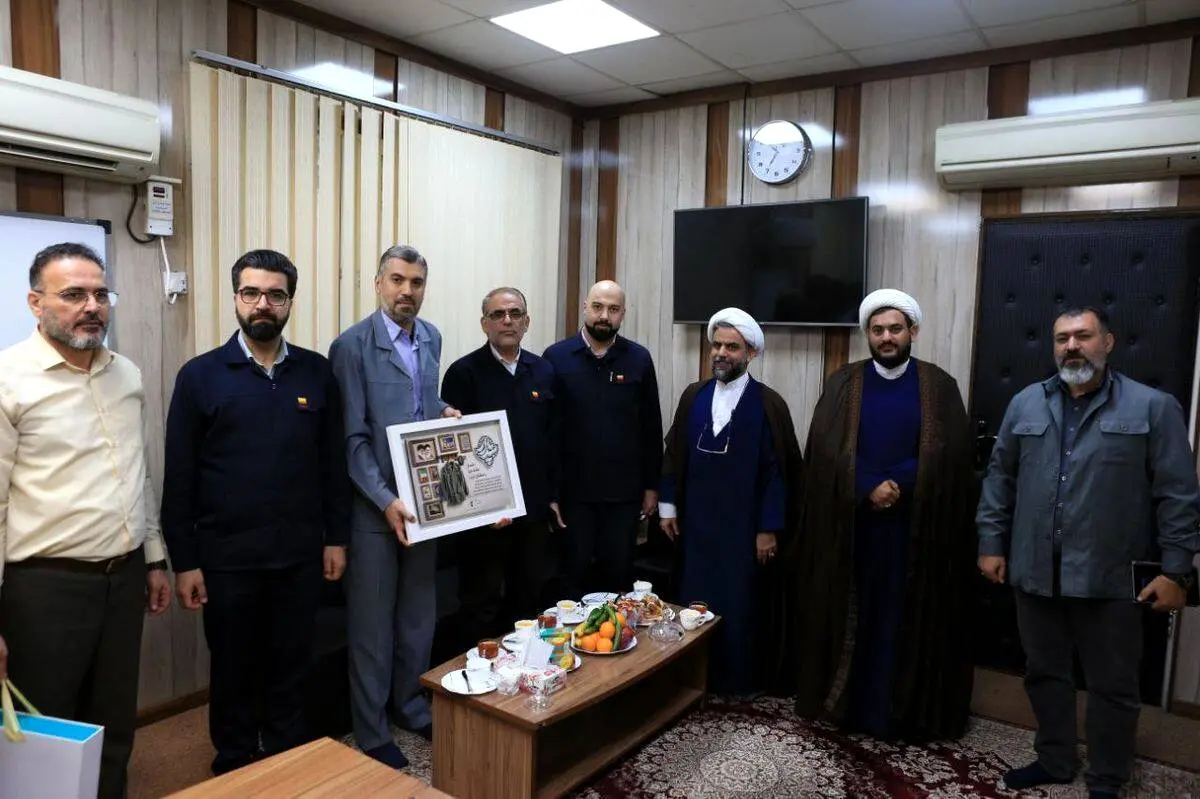 دیدار معاون منابع انسانی و امور اجتماعی فولاد خوزستان با پاسداران

