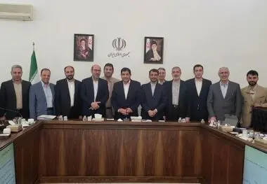 تصویب اجرای ۲۴ پروژه در قالب ۷ طرح و سرمایه گذاری ۲,۷ میلیارد یورو/ امضا سند همکاری توسعه سواحل مکران با چهار شرکت بزرگ صنعتی و معدنی ایران/ دکتر مخبر: سواحل مکران ظرفیتی بزرگ و پیشرانی کم نظیر برای توسعه اقتصادی کشور است