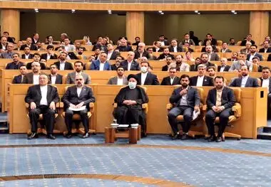 پنجمین نمایشگاه توانمندی‌های صادراتی ایران با حضور رییس جمهور گشایش یافت