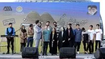 دومین همایش بزرگ دوقلوها و چندقلوهای سیرجانی برگزار شد