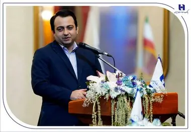 محسن سیفی در نخستین نشست هم‌افزایی گروه شرکت‌های بانک:
راهبرد بانک صادرات ایران خروج از بنگاه‌داری و تمرکز بر فعالیت‌های مولد و شفاف است