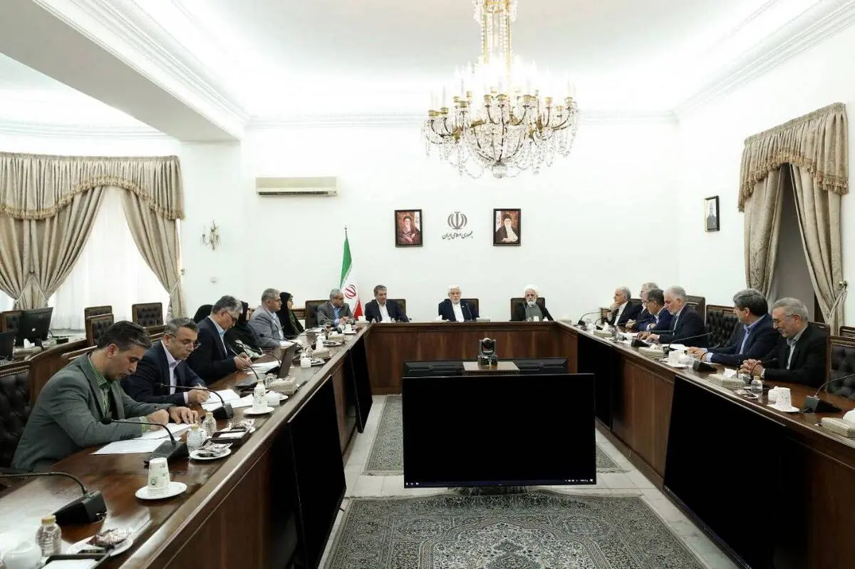 معاون اول رئیس‌جمهور در جلسه بررسی توسعه و ساماندهی دانشگاه‌های شهید بهشتی و علوم پزشکی شهید بهشتی؛
ساماندهی دانشگاه‌های بزرگ تهران نیازمند همکاری دولت و قوه قضاییه است/ توسعه دانشگاه‌های بزرگ دغدغه ملی و فرهنگی دولت است