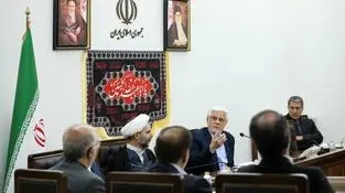 هشدار جدی دکتر عارف به محتکرین: در صورت نیاز انبارهایی که مملو از کالا است را باز می‌کنیم و با قیمت مصوب به دست مردم خواهیم رساند/ کشاورزان هیچ سود و منفعتی از قیمت کنونی برنج دریافت نمی‌کنند/ همراهی قوای قضائیه و مجریه در جنگ ۱۲ روزه الگوی خوبی از وحدت و
